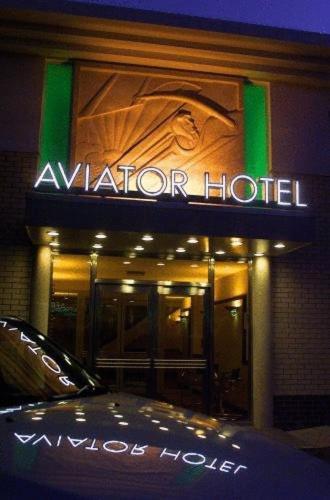 The Aviator Hotel Sywell エクステリア 写真